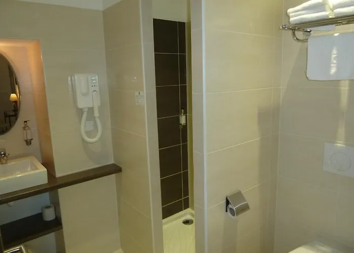 La En L'ile - 2 Piscines & 호텔 3*