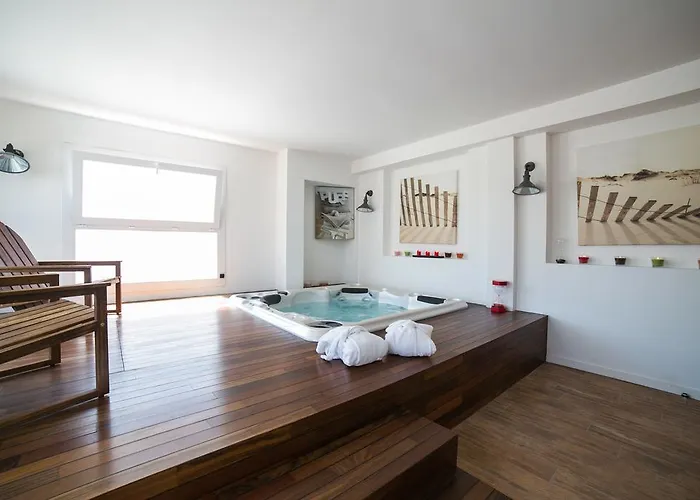 La En L'ile - 2 Piscines & 누아르무티에 앙 릴