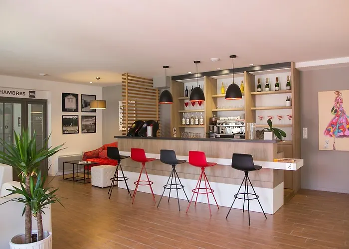 호텔 La En L'ile - 2 Piscines &