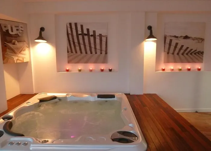 La En L'ile - 2 Piscines & 3* 누아르무티에 앙 릴