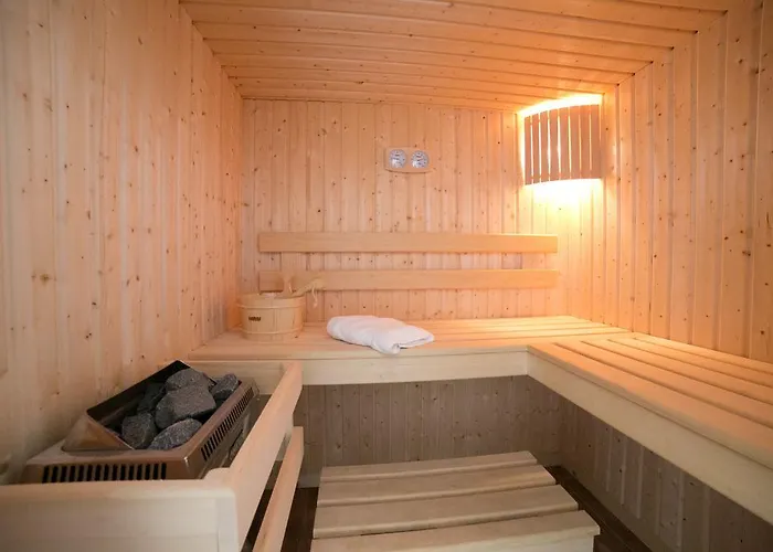 La En L'ile - 2 Piscines & 3* 누아르무티에 앙 릴