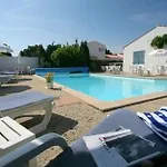 La Villa En L'Ile - 2 Piscines & Spa Hotel 3*