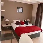 La En L'île Hotel 3*