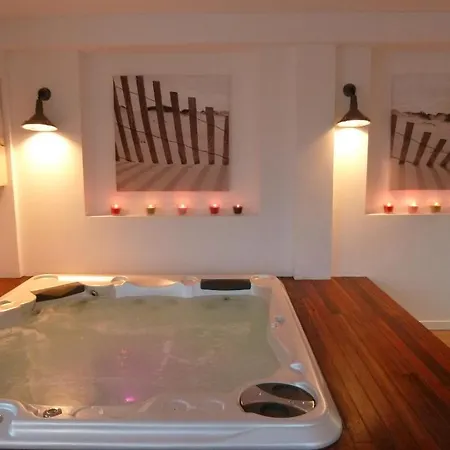 La En L'ile - 2 Piscines & 3* نوارموتيير أون ليل