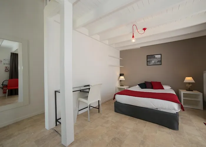 ホテル La En L'ile - 2 Piscines & 3*